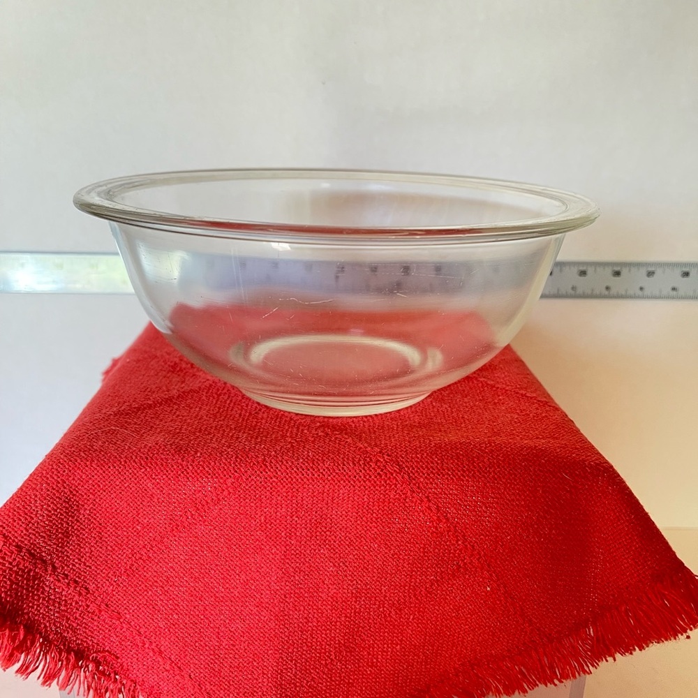 🇺🇸🌹SOLD🌹🇺🇸Clear Glass Mixing Bowl
